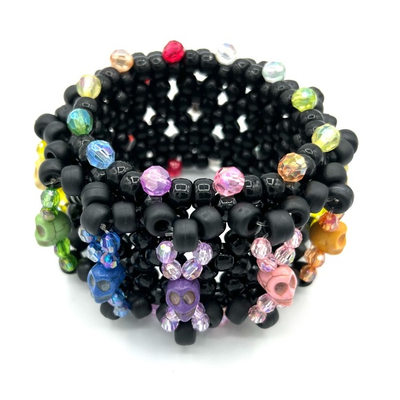 ❌SOLD❌💀☠️”Day of the Dead Sugar Skulls” Cuff - Picture 11 of 12